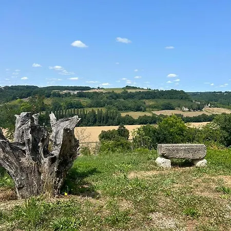 Centre De Bien-etre Le Miel Et L'eau Bed & Breakfast