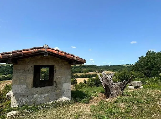 Centre De Bien-être Le Miel Et L'eau Couette-café *
